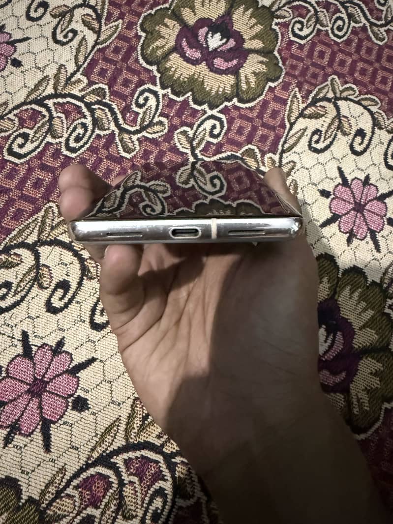 Google pixel 7 PRO 6