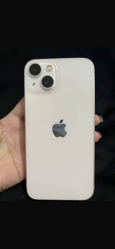 Apple iPhone 13