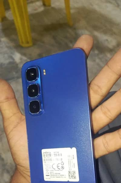 infinx hot 60i only phone and charge box ni ha