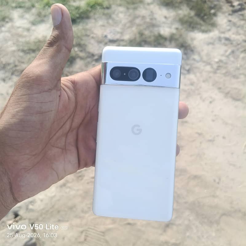 Google Pixel 7 Pro 2