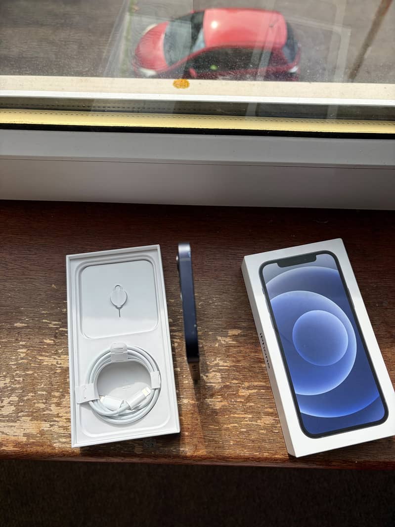 Apple iPhone 12 2