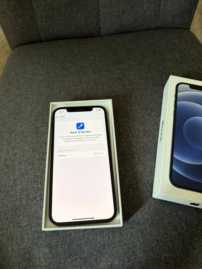 Apple iPhone 12 3
