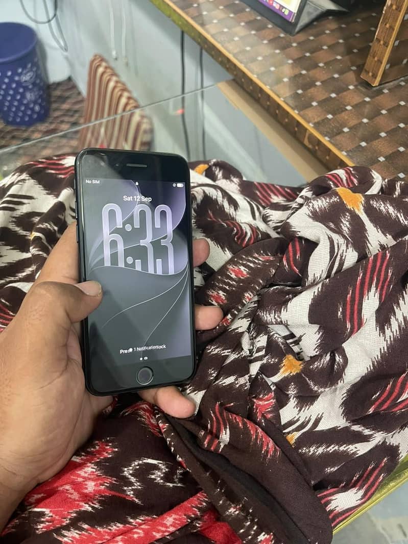 Apple iPhone SE 1