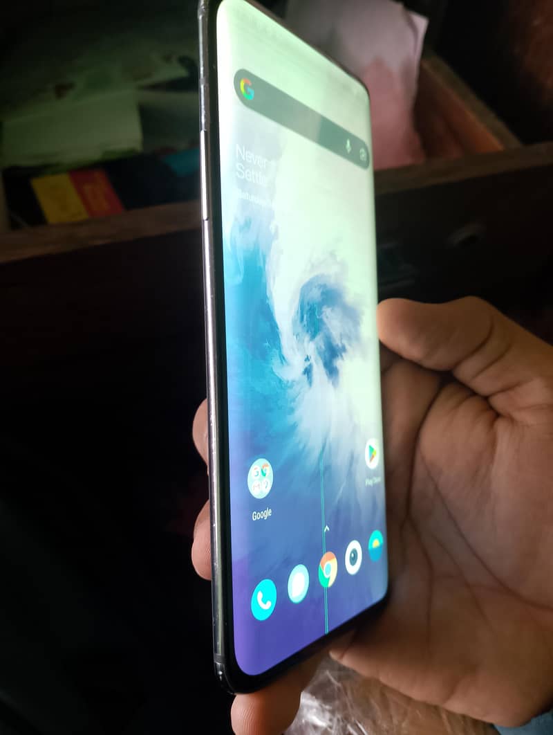 One Plus 7 Pro 1