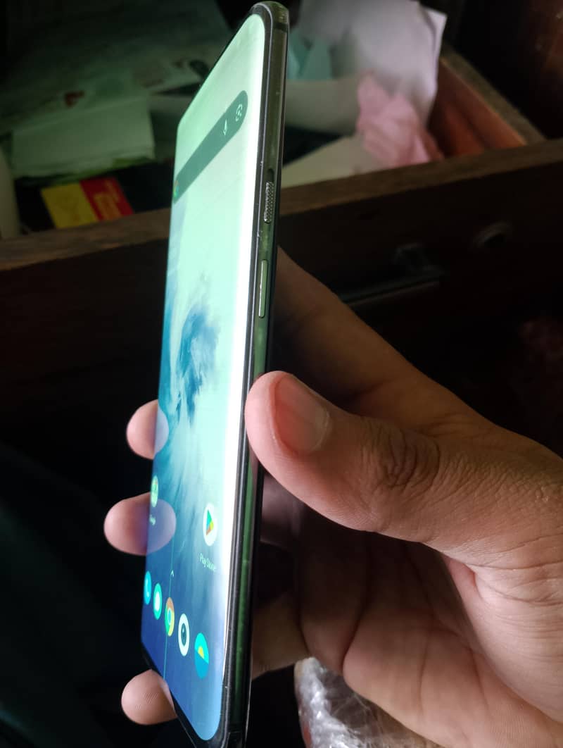 One Plus 7 Pro 3