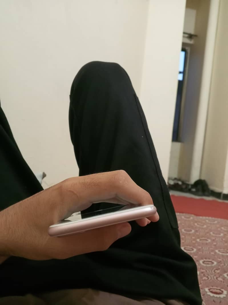 Apple iPhone 7 Plus 1