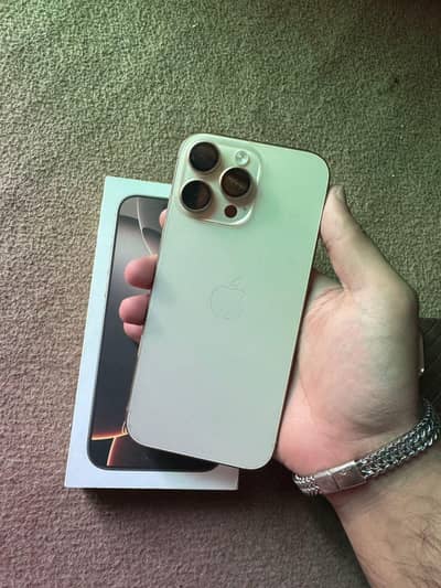 Apple iPhone 16 Pro Max