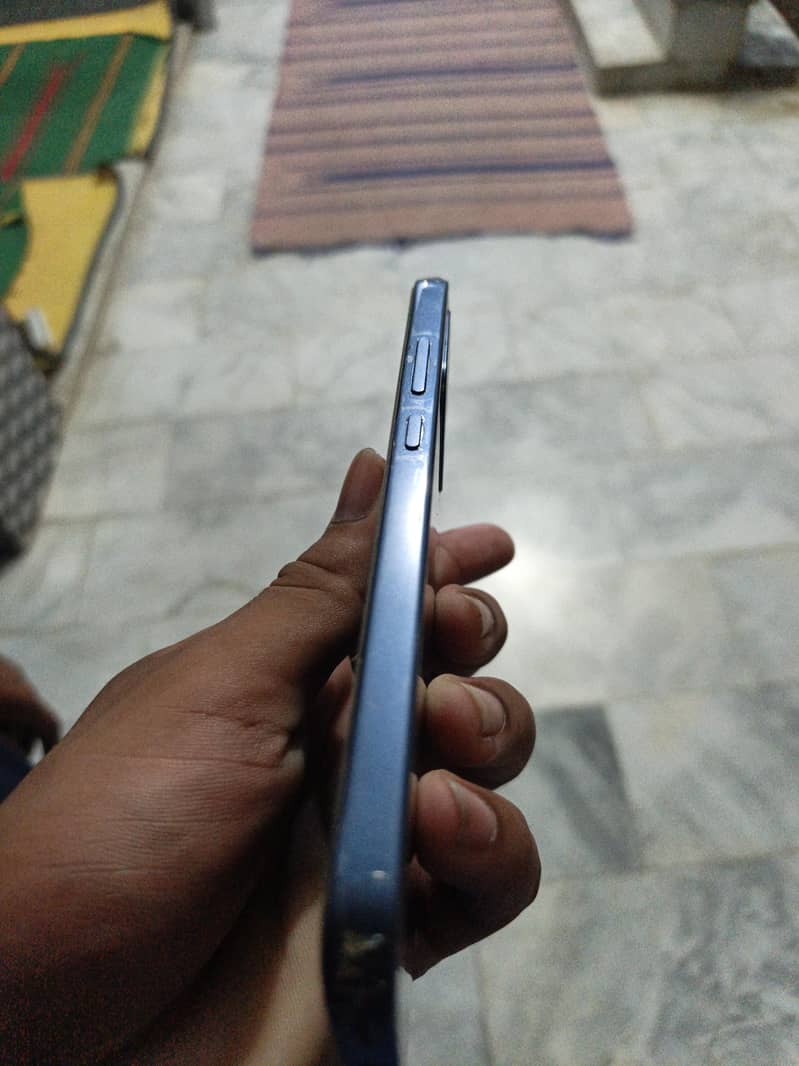 OPPO A6 Pro 3