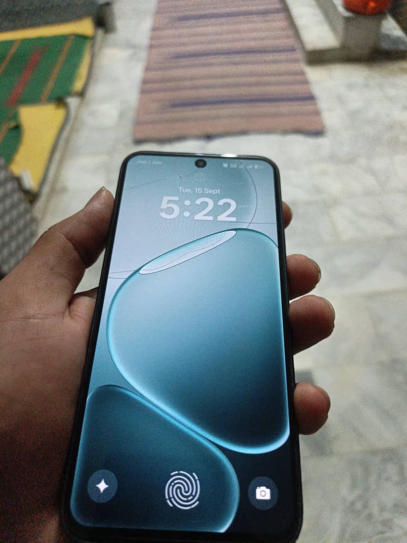 OPPO A6 Pro 4