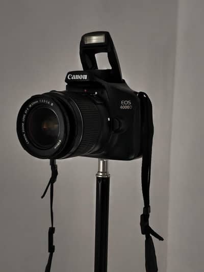 canan camera 4000D