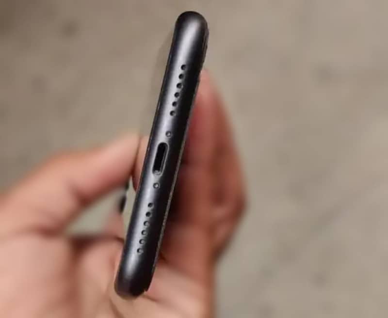Apple iPhone 11 1