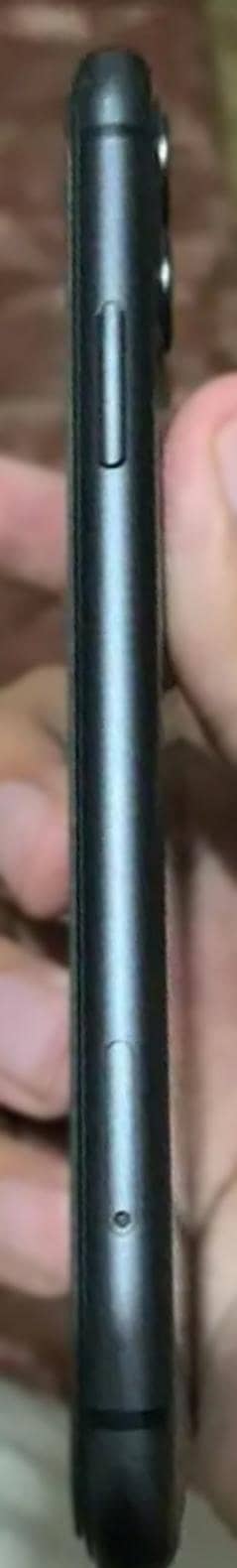 Apple iPhone 11 2