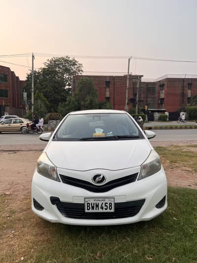 Toyota Vitz 2013