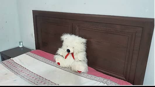 Interwood Queen Size Bed Set with MoltyFoam Mattress & 3 Door Almari