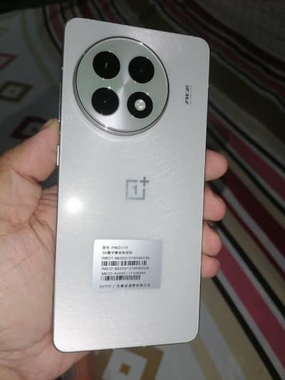 OnePlus Ace 5 / 13R 16/256 special Edition