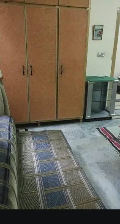 I-8 One Kanal Old Single Story House In Plot Price.
