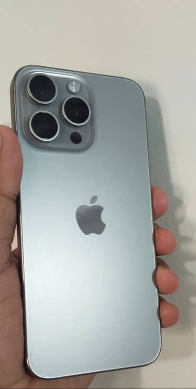 Apple iPhone 15 Pro Max