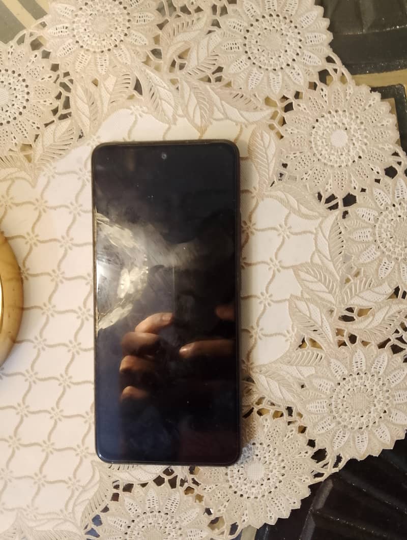 Realme C75 4