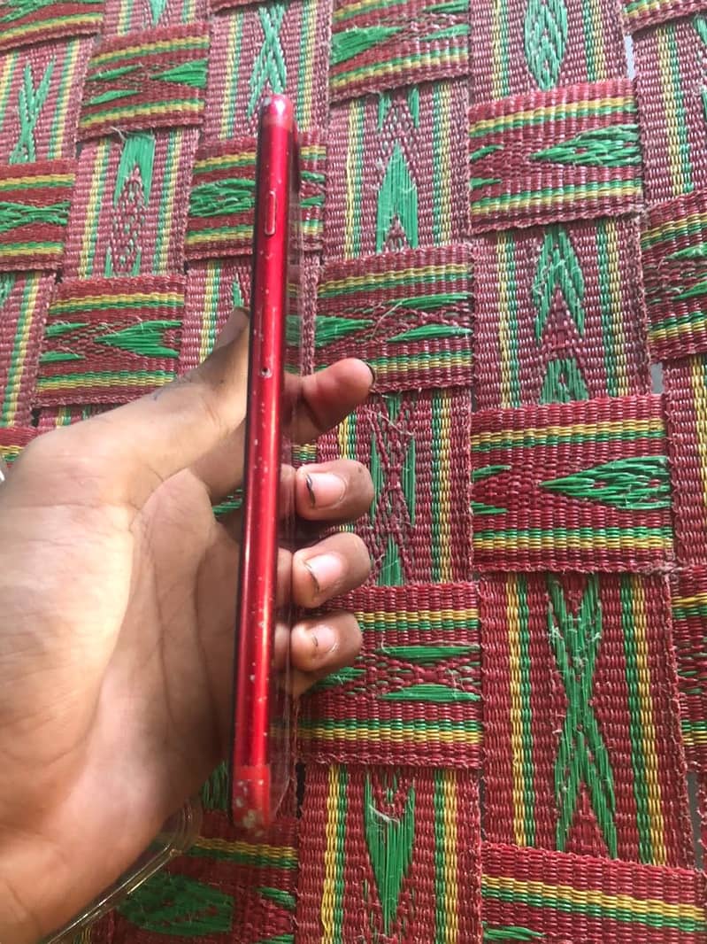 Apple iPhone 7 Plus 0