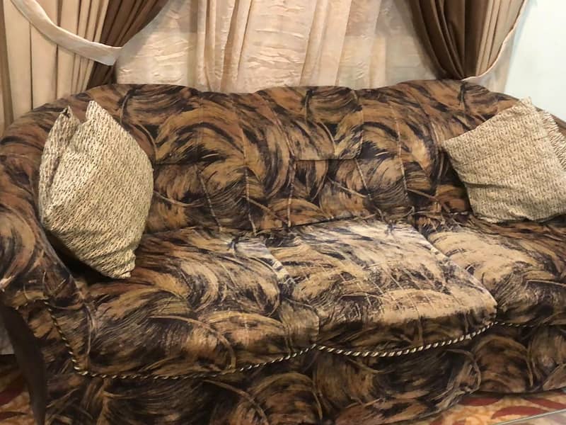 5 seater Sofa Set 0