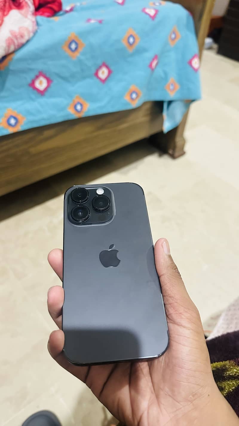 Apple iPhone 14 Pro 3