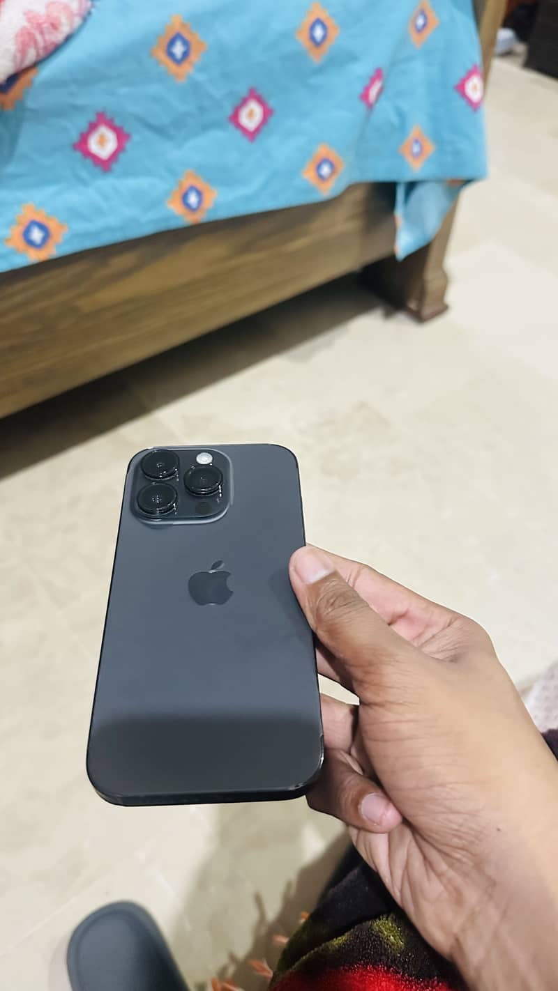Apple iPhone 14 Pro 8