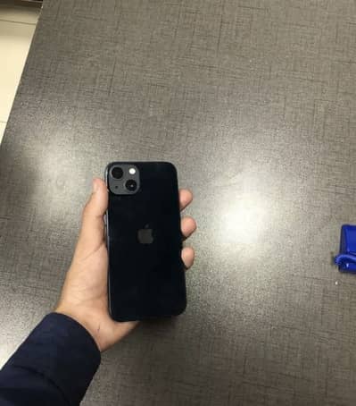 Apple iPhone 13