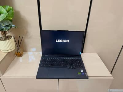 Lenovo Legion Pro 7 – RTX 4090 | Ryzen 9 | 32GB RAM | 2TB SSD