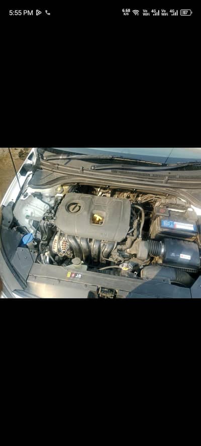 Hyundai Elantra gls 2023 white excellent condition