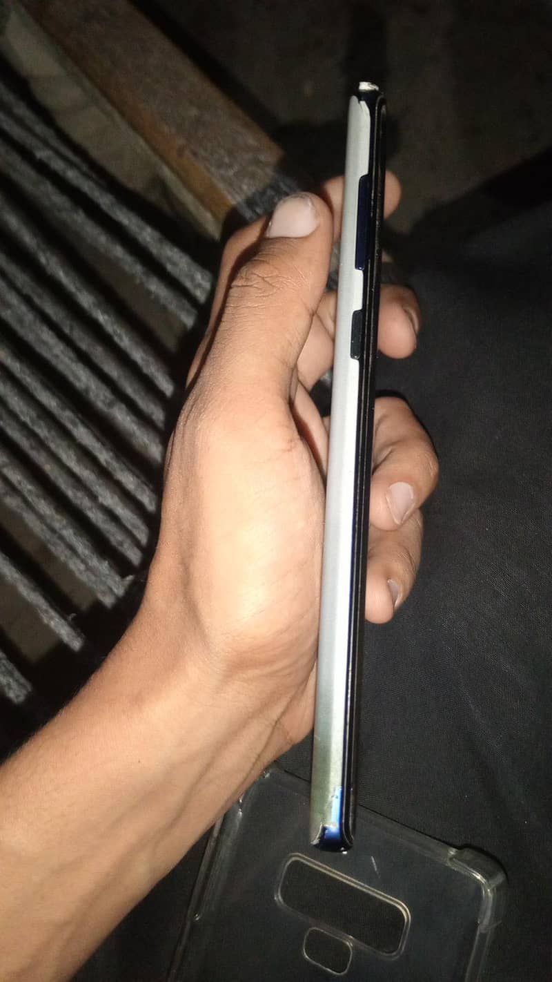 Samsung Mobile Note 9 10