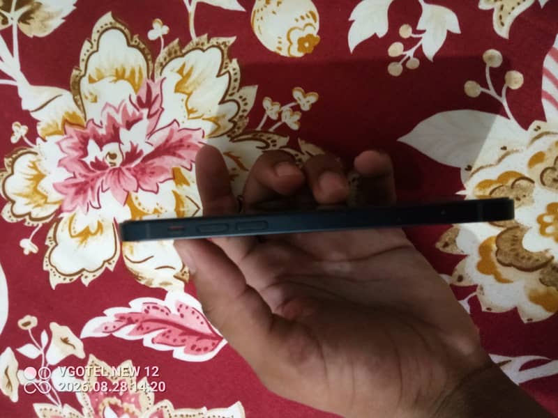Apple iPhone 12 1