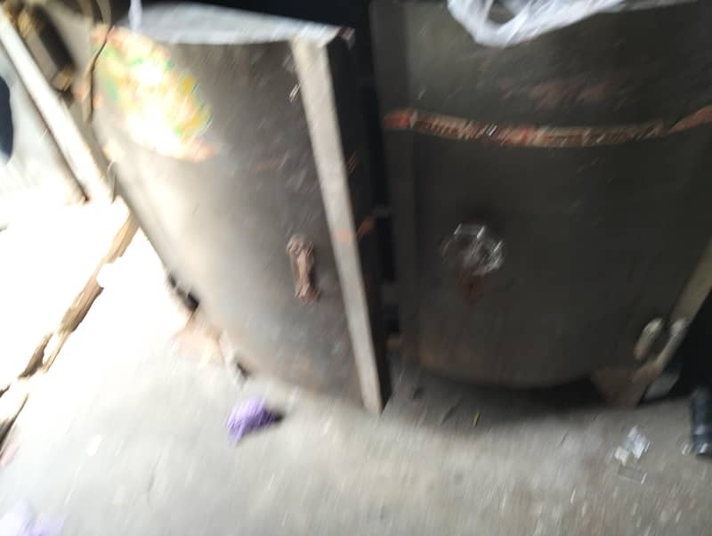 sofàcombed aur iron satand 4