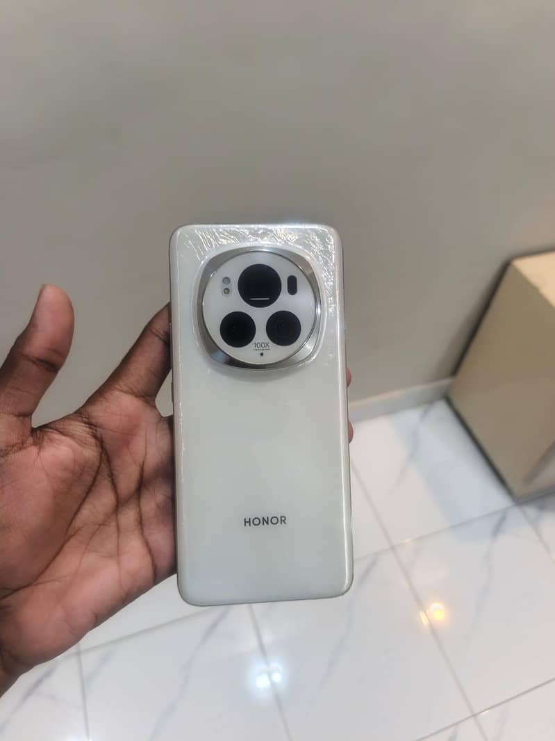 Honor Magic 6 Pro 6