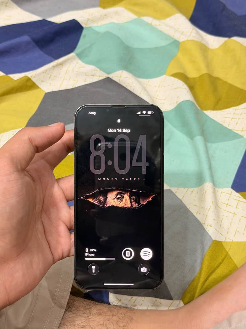 Apple iPhone 13 Pro Max 4
