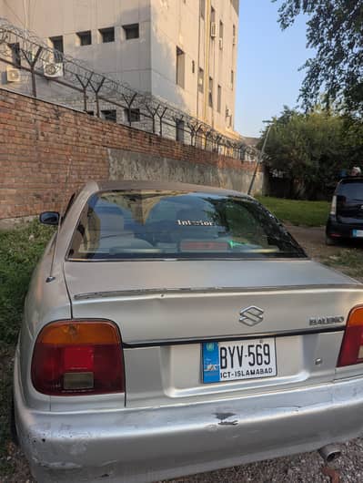 Suzuki Baleno 2000