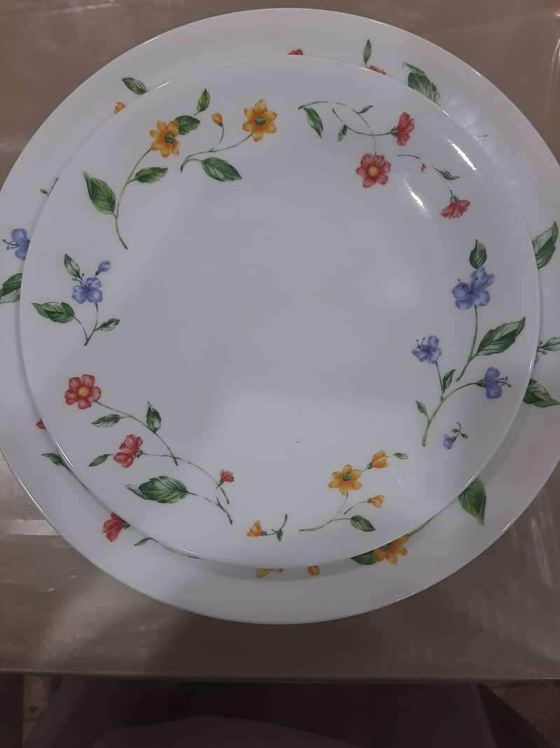 Corelle 76 pcs dinnerware 4