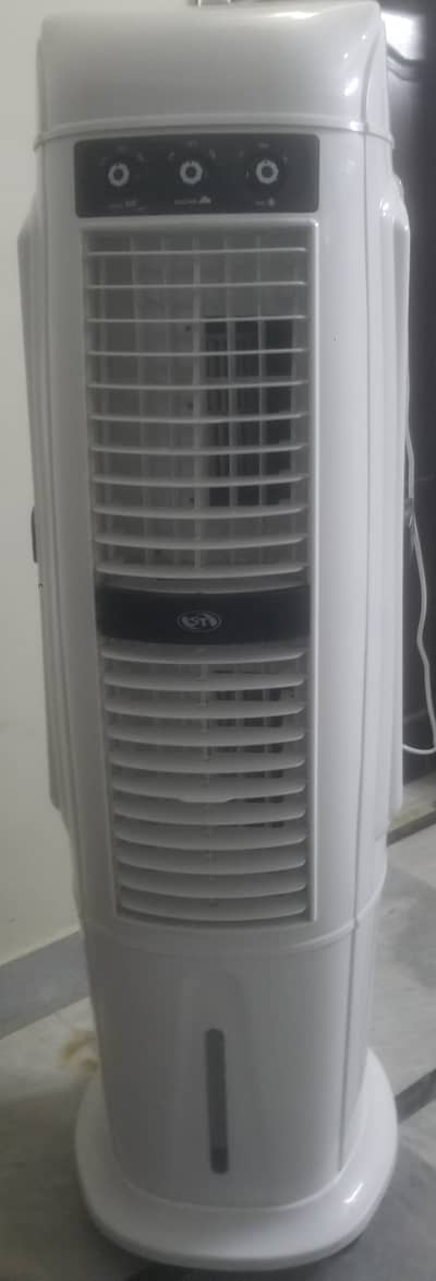 TS AIR COOLER tower 01 DAY USE