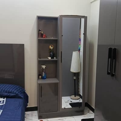 dresser / dressing table / wardrobe good for storage