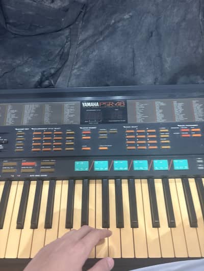 Piano Yamaha PSR-48