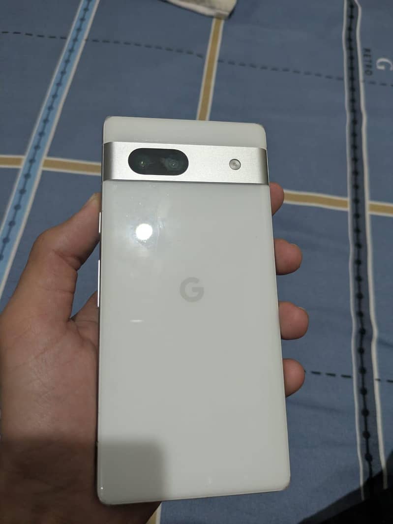 Google Pixel 7a 4