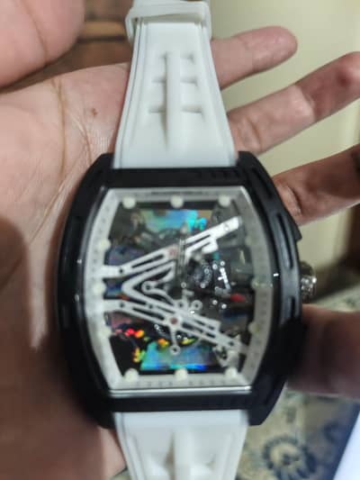 men's quartz sports wristwatch