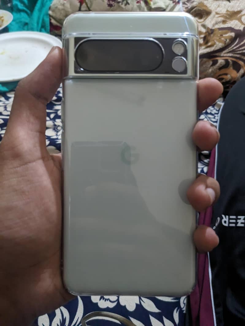 Google Pixel 8 Pro 1