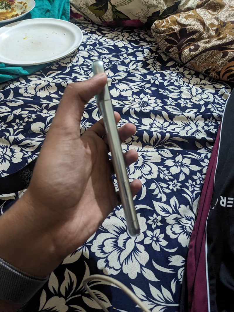 Google Pixel 8 Pro 6