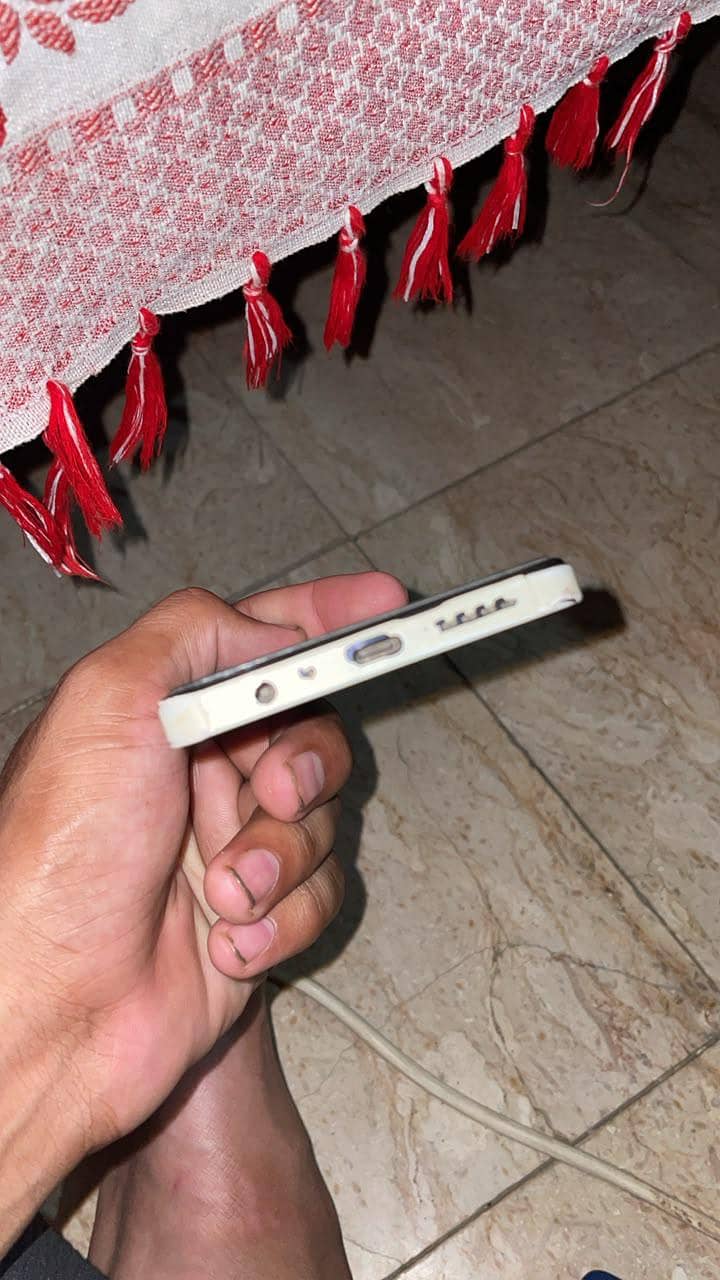 Infinix Note 30 9