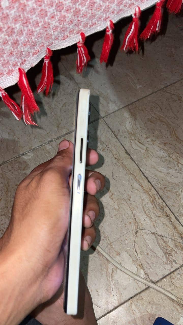 Infinix Note 30 10