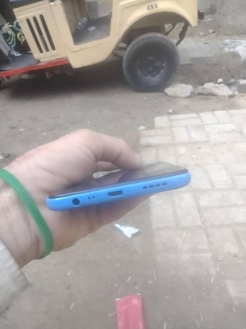 Realme C3 5