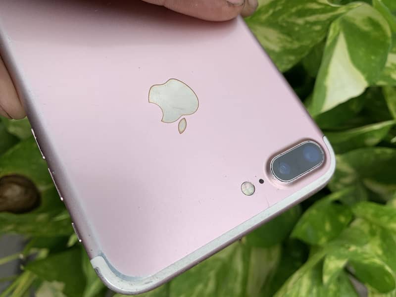 Apple iPhone 7 Plus 4