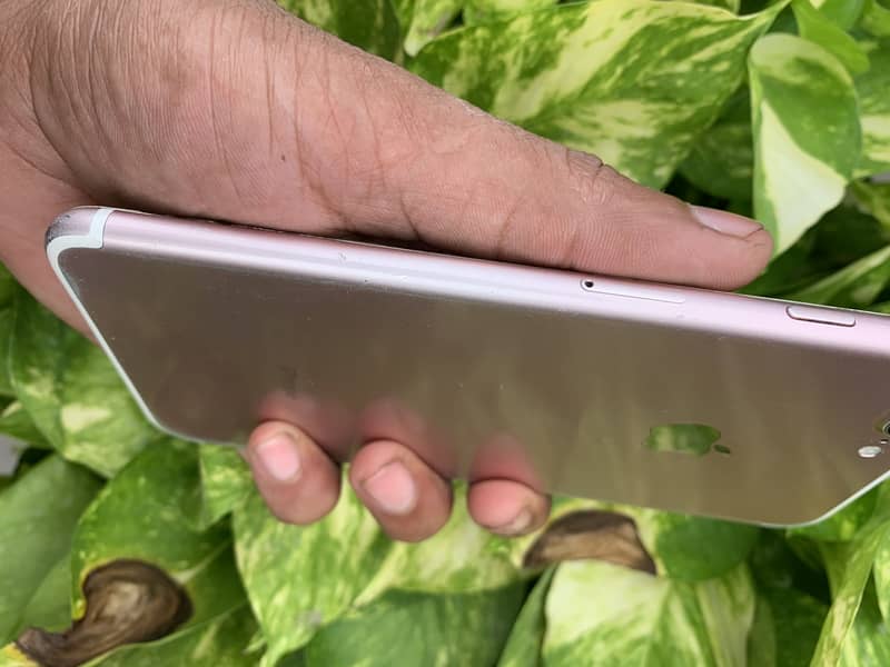 Apple iPhone 7 Plus 7
