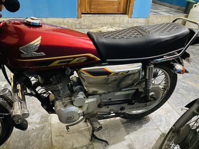 Neat and clean bike