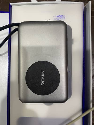 RONIN MagSafe Power Bank — Almost Brand New